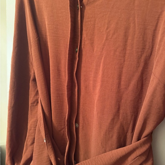 Brown belted dress with ruffle bottom - Picture 2 of 4